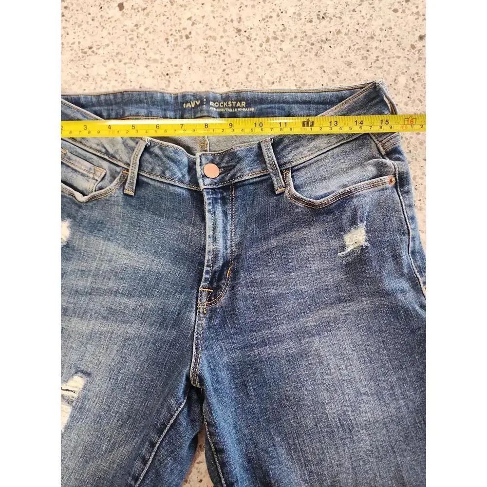 Jeans - Picture 7 of 9